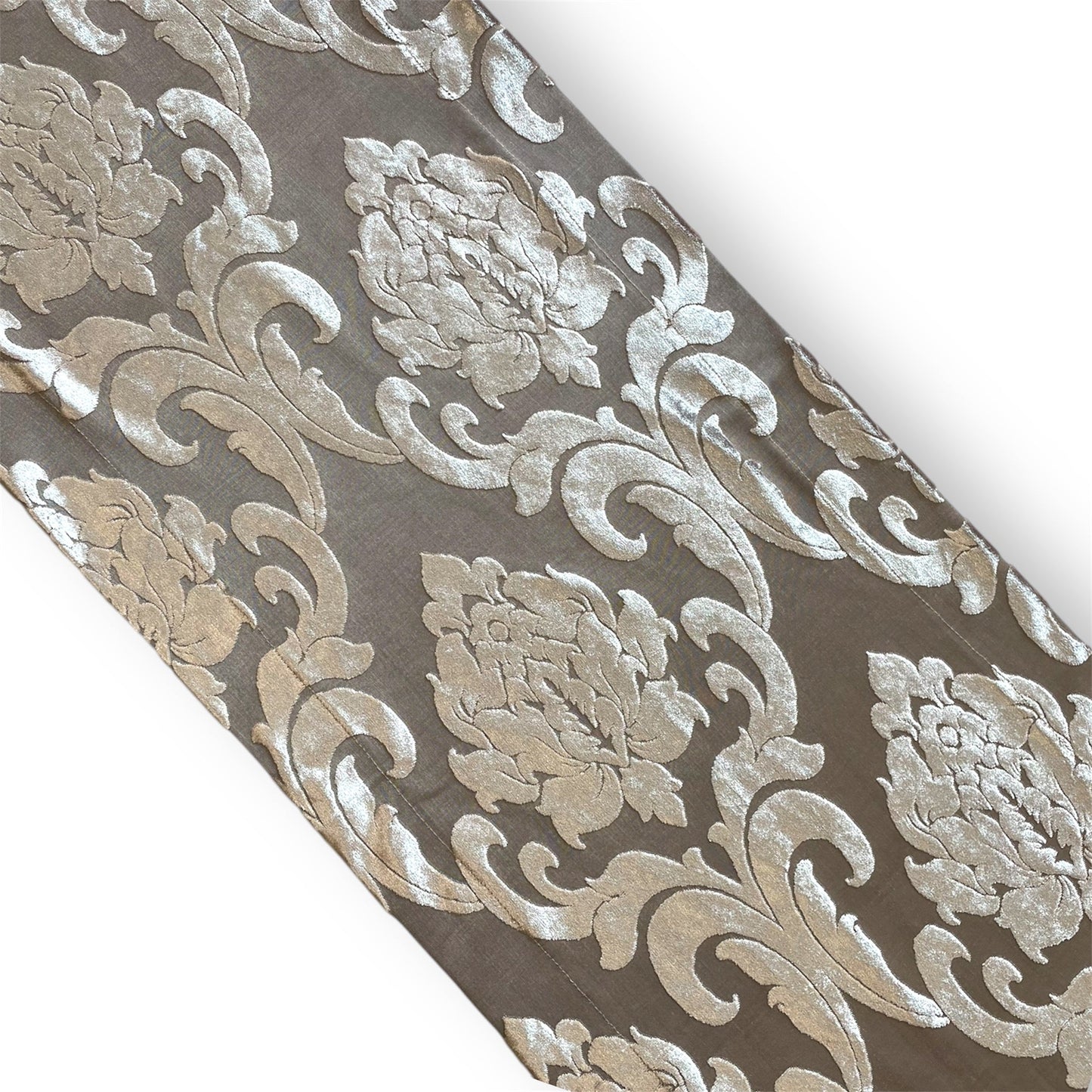 Antique-Pink & Silver Bloom Rnner